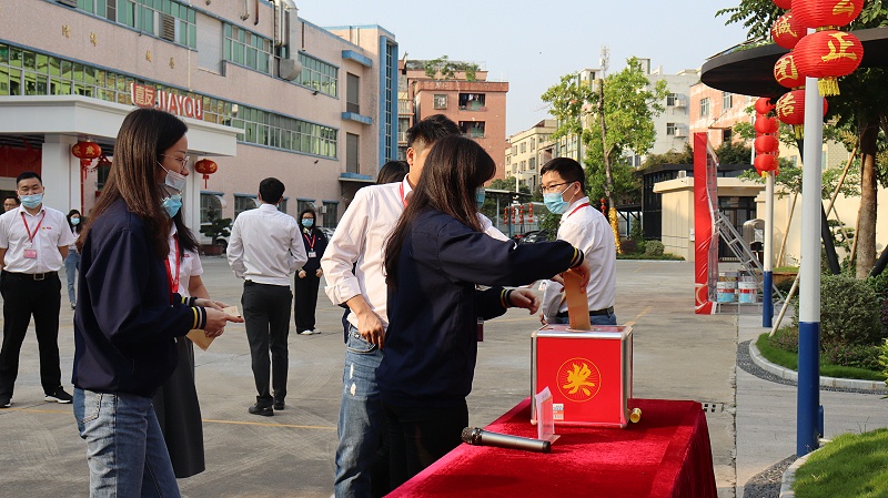 ���������ܼ��װ�������������Ա��Я�ֹ���